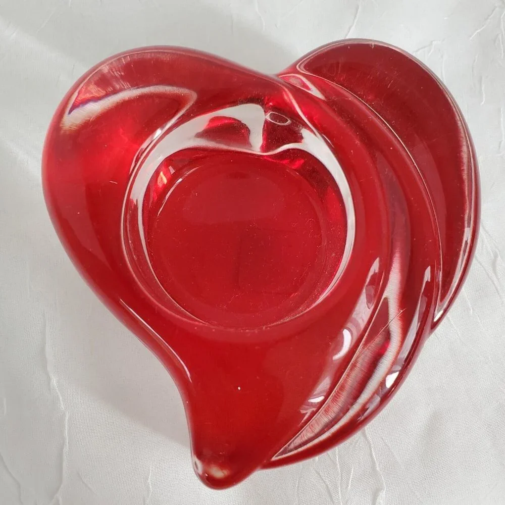 PartyLite Red Glass Heart Tealight Candle Holder Retired P8811 - Picture 2 of 12